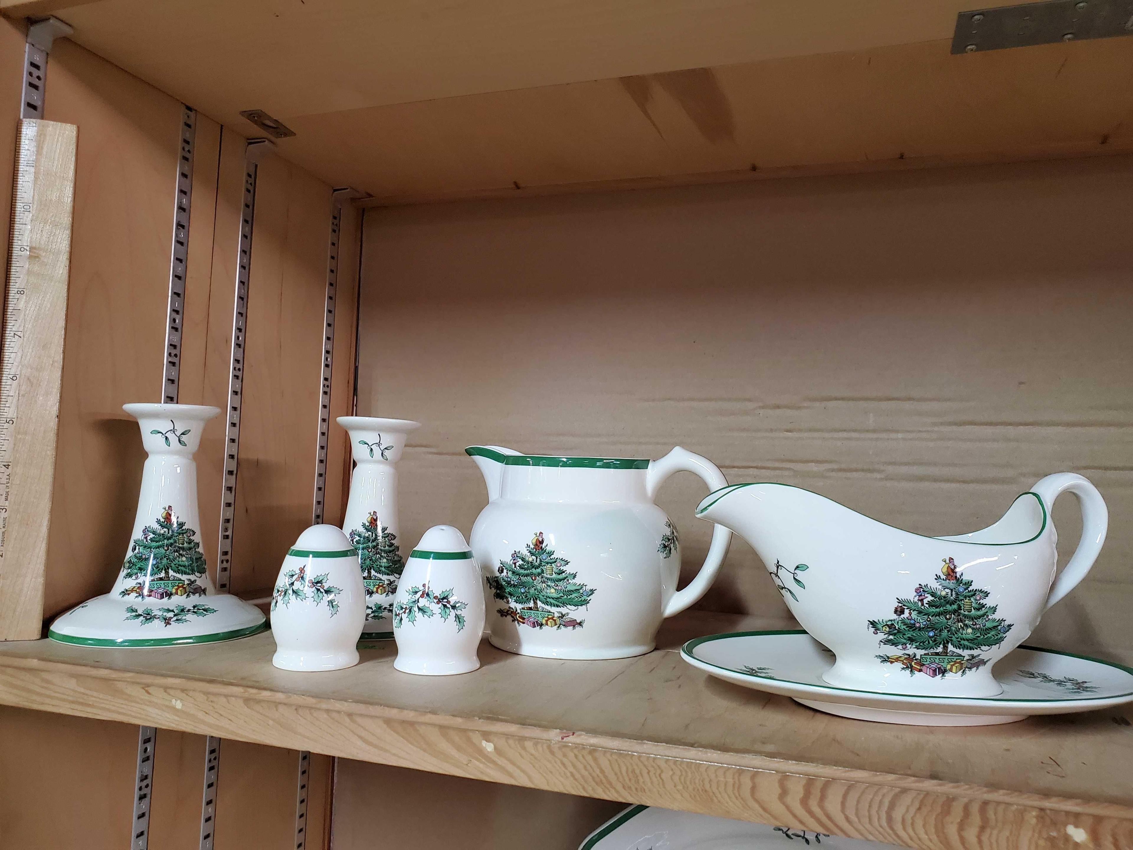 Service for 8 of Spode Christmas Tree China