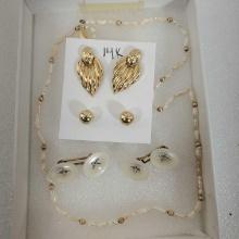 Lot Of 14K Yellow Gold Jewelry