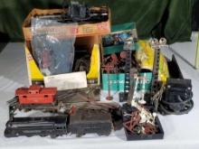 Lionnel train set with Diesell Engine, Accessories and Extras
