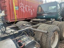 Volvo whitegmc single tractor