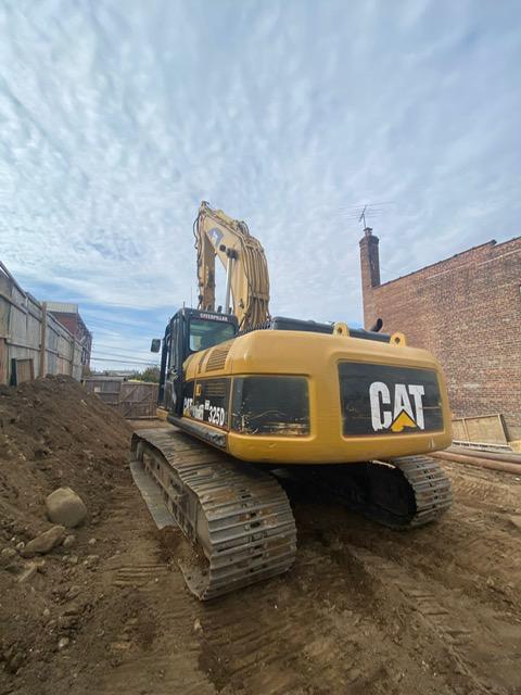 2006 Caterpillar 325D w/ Mo SP80 Sonic Sidegrip Pile Driver