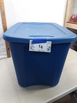 Blue Sterilite tub with lid