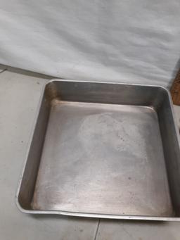 3- 8x8x2 aluminum baking pans