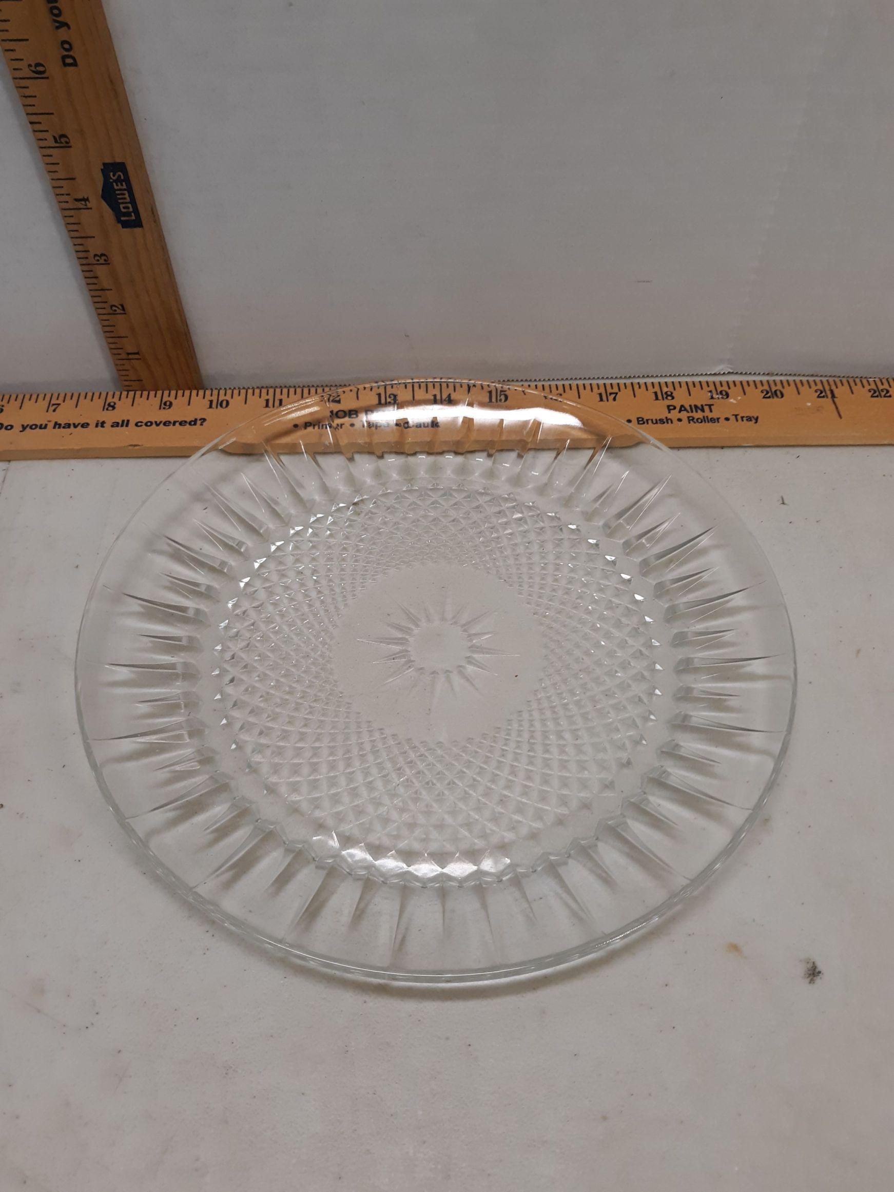 Glass serving bowl, glass serving plate