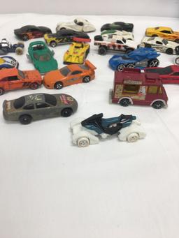 (20) Old HotWheels Cars