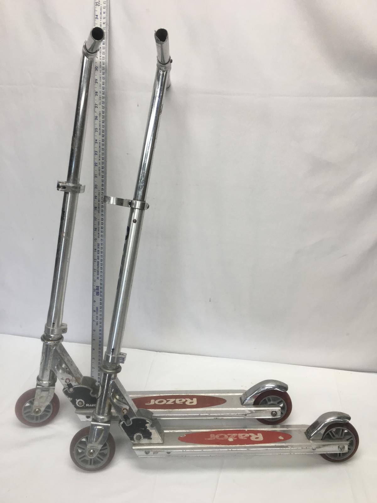 (2) Razor Kids Scooters