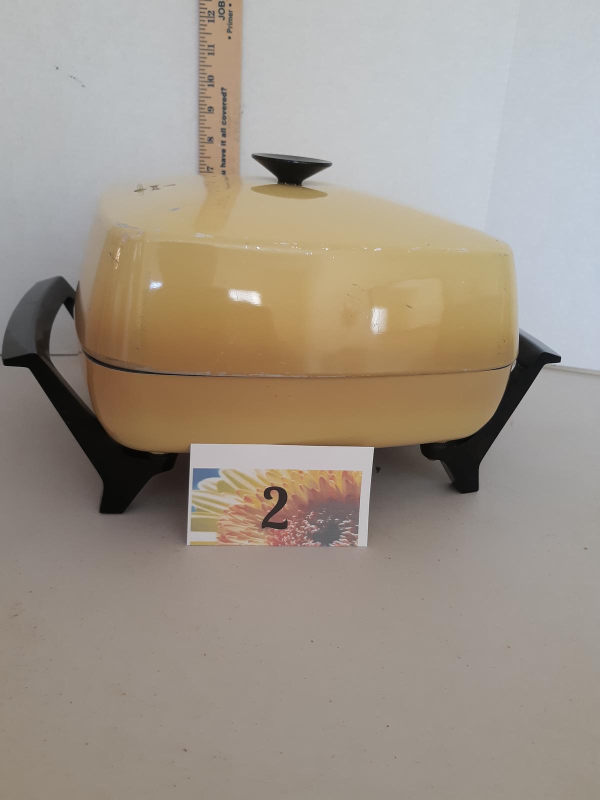 Electric Cooker, West Bend, Yellow