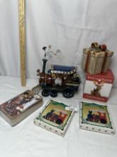 Box Lot/Christmas Décor Pieces