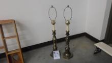 lamps, pair of lamps 33in tall brass