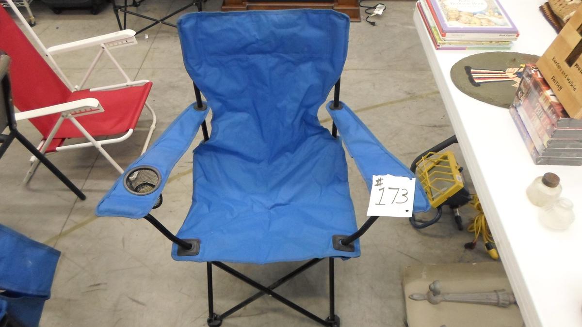 Dicks folding chair, blue camp chair with cup holder