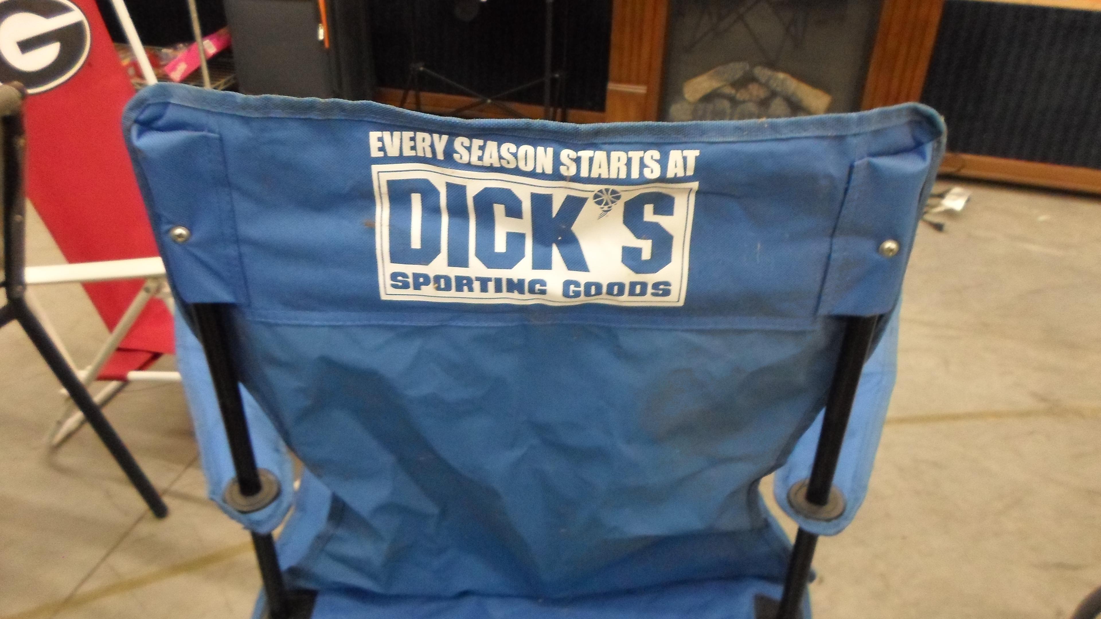 Dicks folding chair, blue camp chair with cup holder