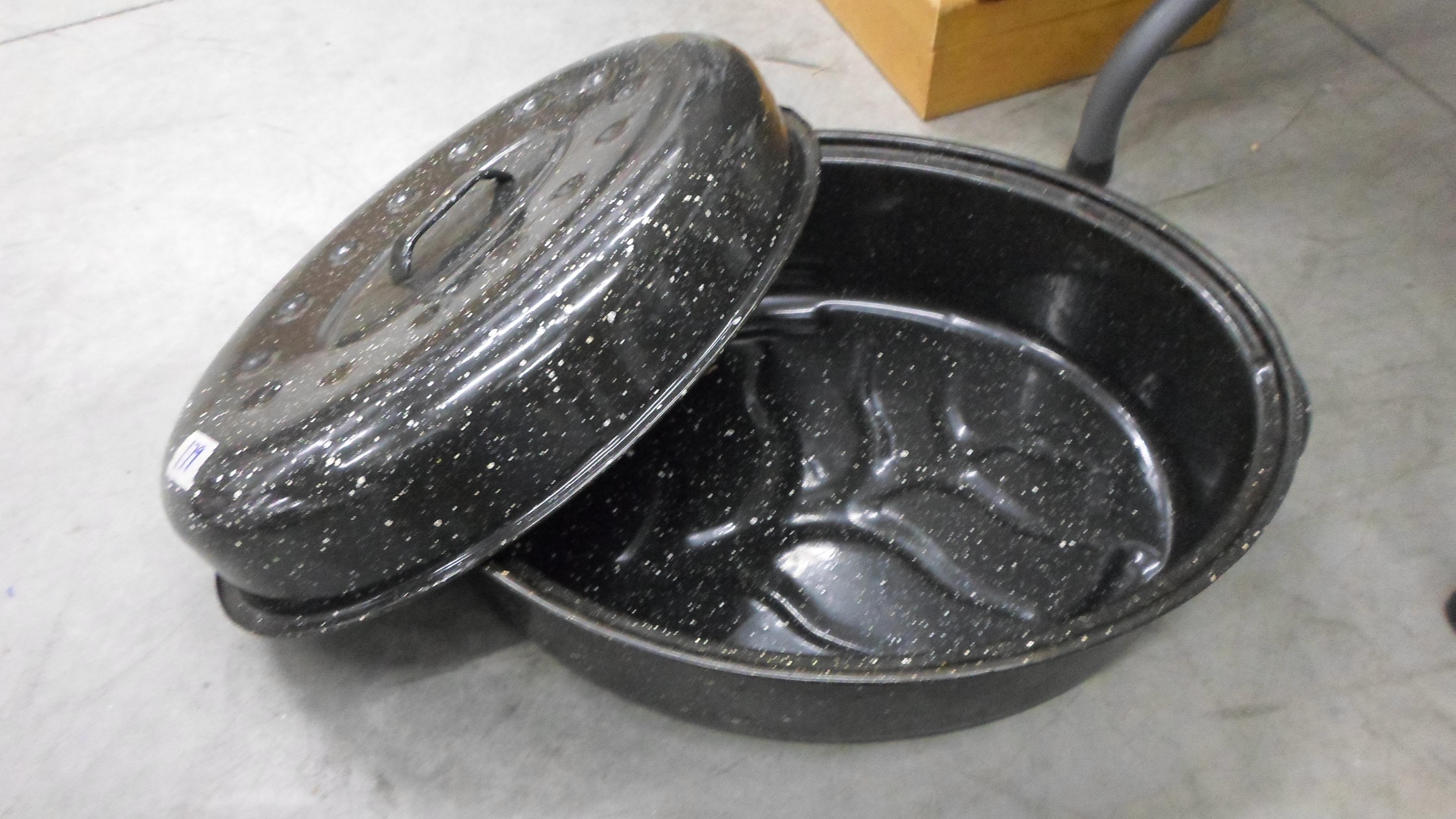 metal roasting pan, large roaster with lid