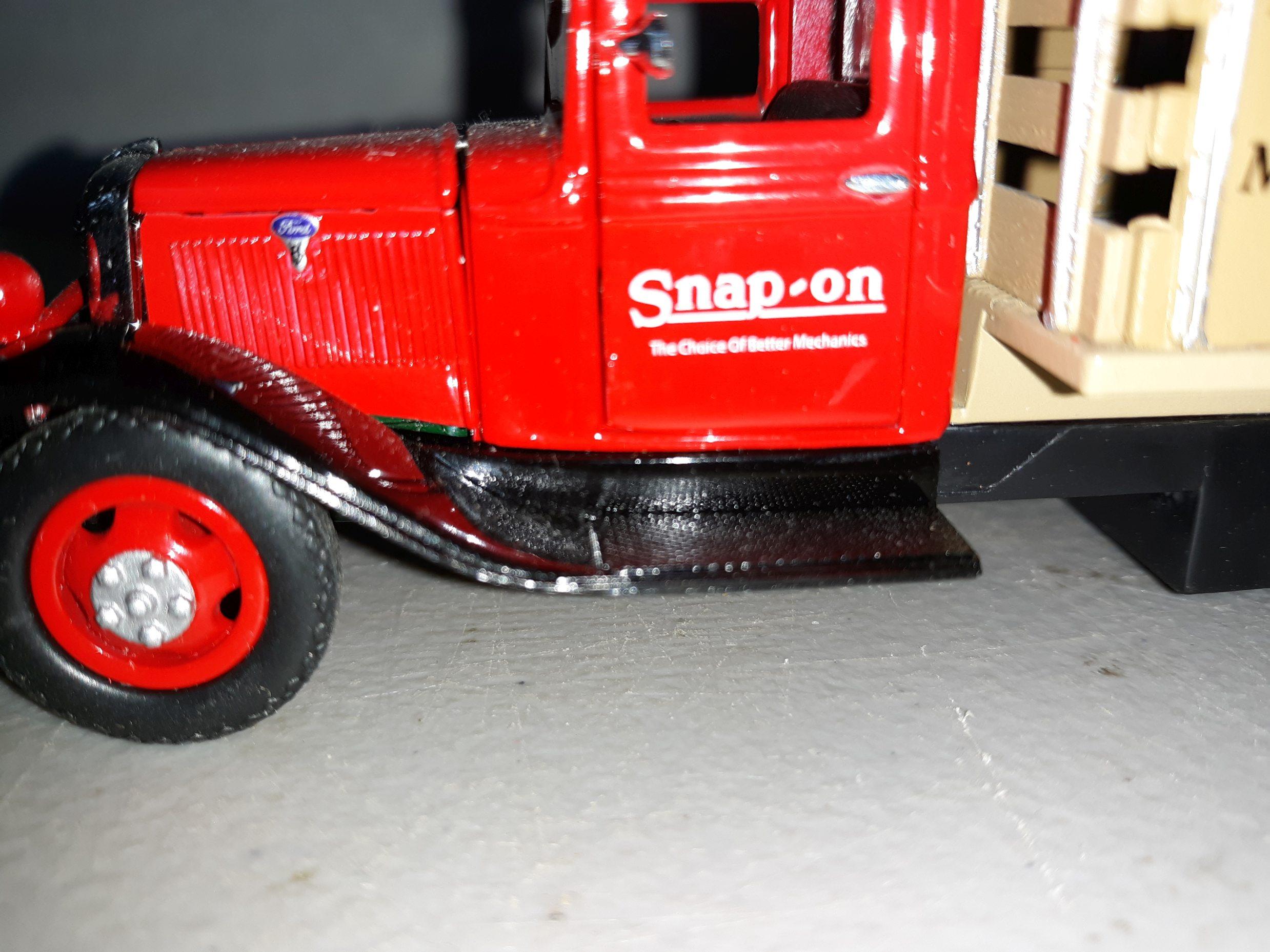 Snap-On Truck, Laing Crane