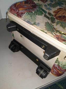 Concourse Rolling Suitcase