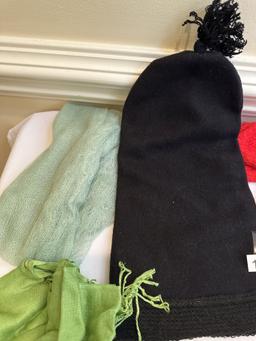 Box Lot/Kids Mittens, Hats, Scarfs, ETC