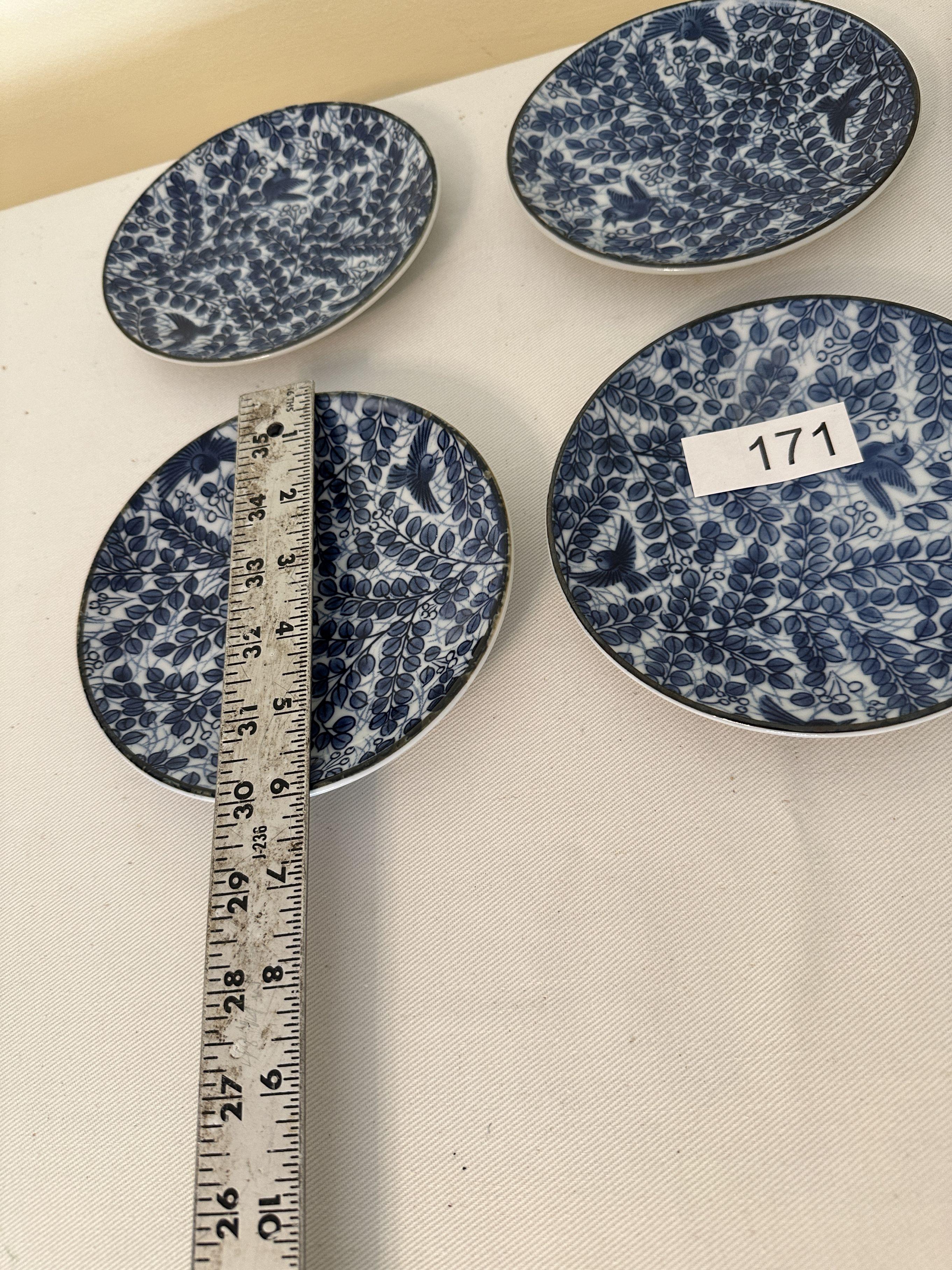 (6) Blue Patterned Plates