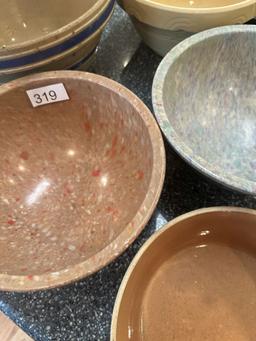 Box Lot/Mixing Bowls