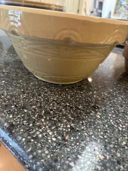 Box Lot/Mixing Bowls