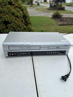 Vintage Sansui Model VRDVD4001A DVD/Video Player