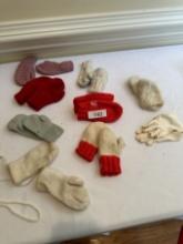 Box Lot/Vintage Toddlers Mittens (Some Seem Hand Made)