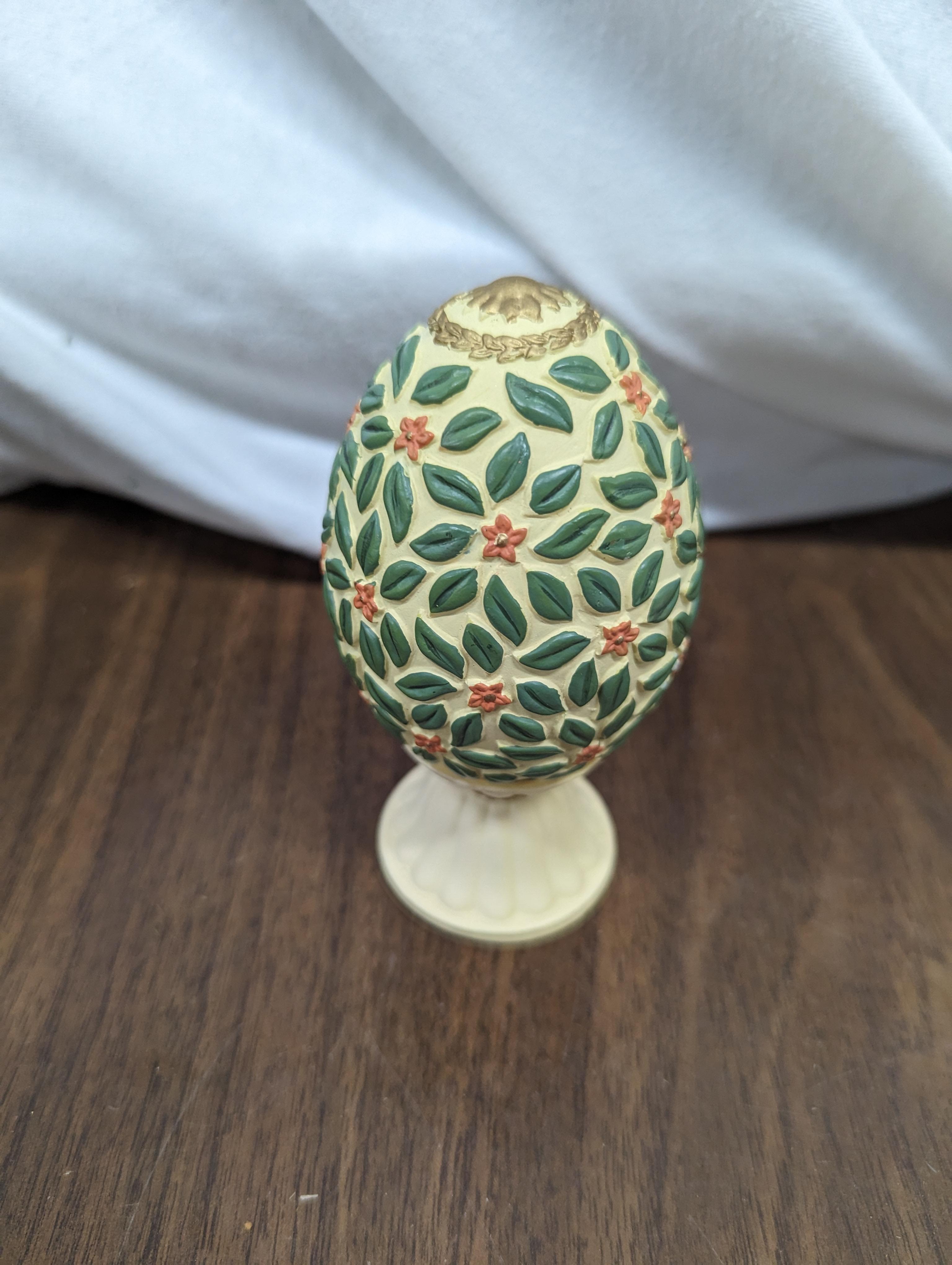 Lace Fabric, Ceramic Egg