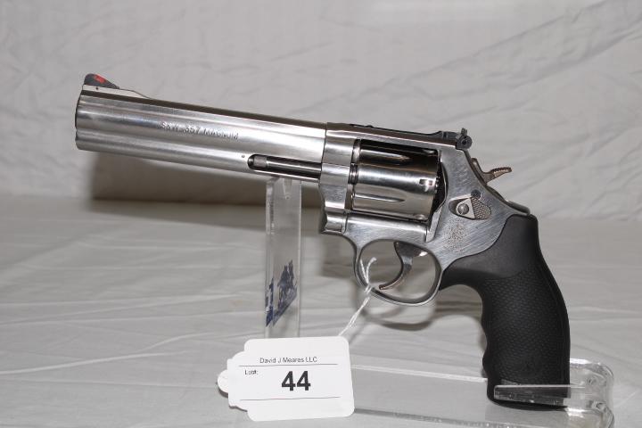 Smith & Wesson 686-6 .357 Magnum Revolver w/6" Barrel