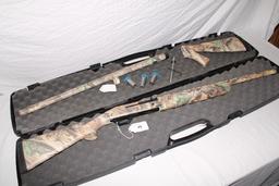 Stoeger Model 2000 .12 Ga. Auto. Shotgun in Camo w/Extras