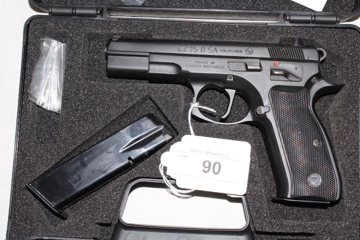 Czech (CZ-USA) "CZ 75 B SA" 9mm Luger Pistol w/2 Mags