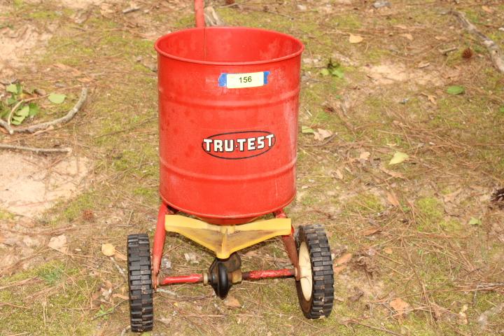 Tru-Test Seeder/Spreader