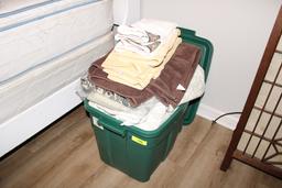 Large Green Tote w/Towels, Sheets, Pelzer Throw and More