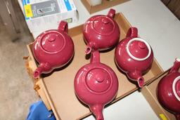 4 "McCormick" Tea Pots
