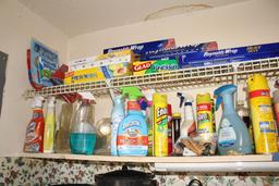 1 Lot of Cleaning Supplies, Crock Pots