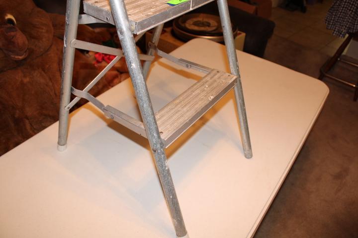 Aluminum Step Stool/Ladder