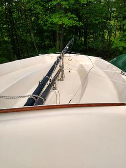 1985 Hobie Holder 14â€™ Sloop