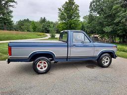 1986 Ford 150 Lariat Short Bed