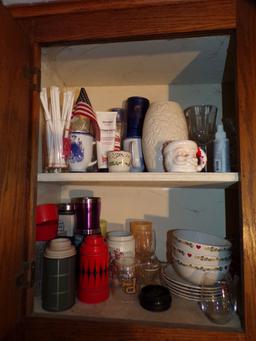 3 Cupboards' Contents