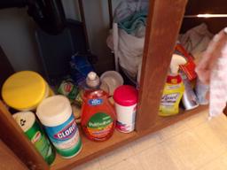 Contents of Lower Cabinets and Drawers