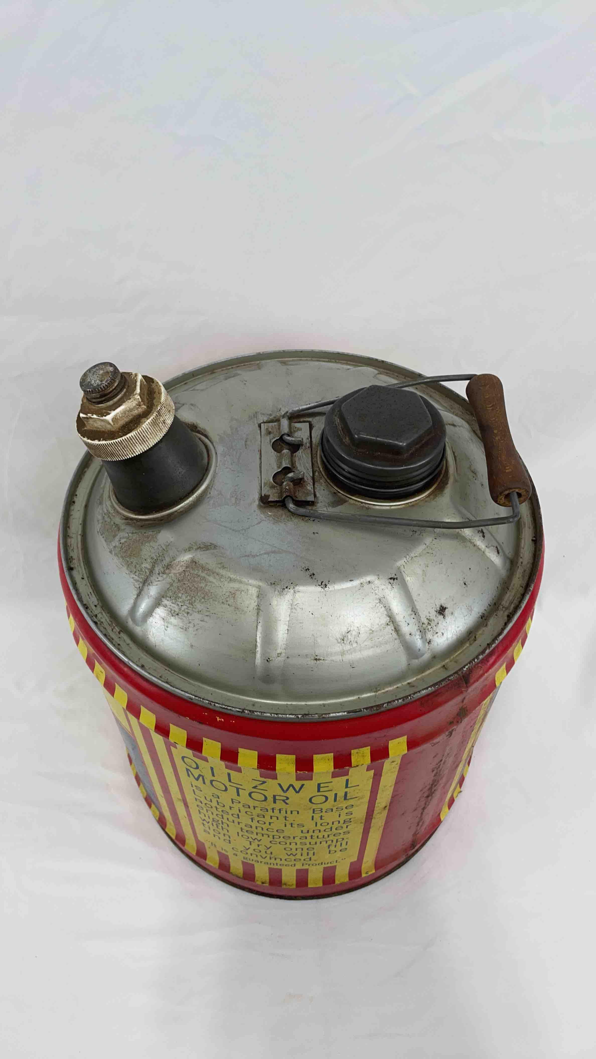 Oilzwel 5 Gallon Oil Can