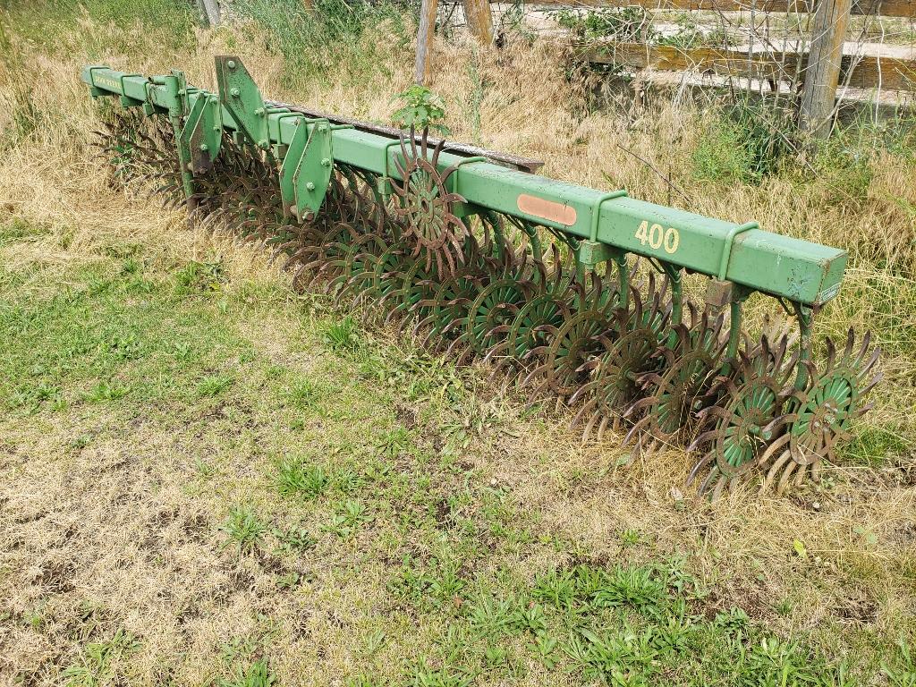 JD 400 15' Rotary Hoe