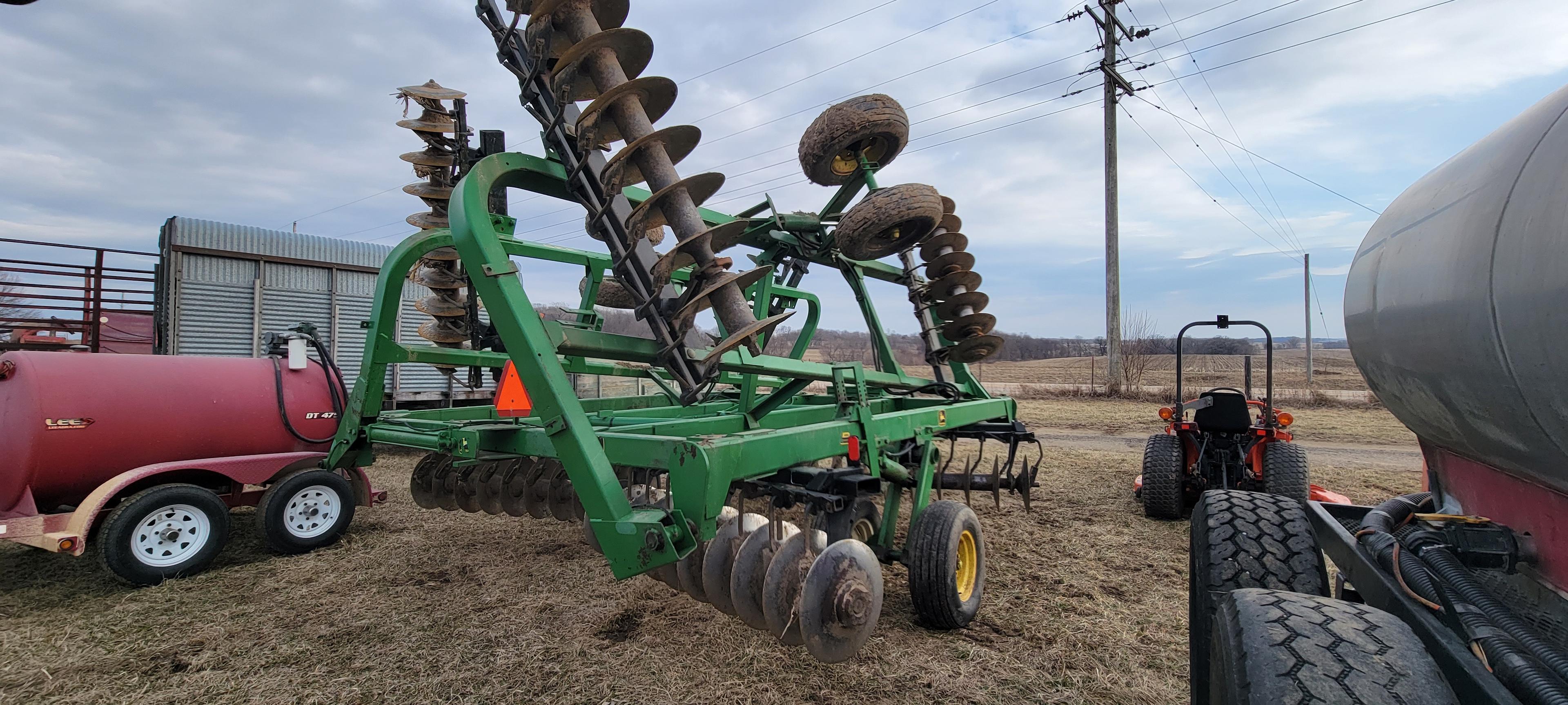 JD 335 30' Disk