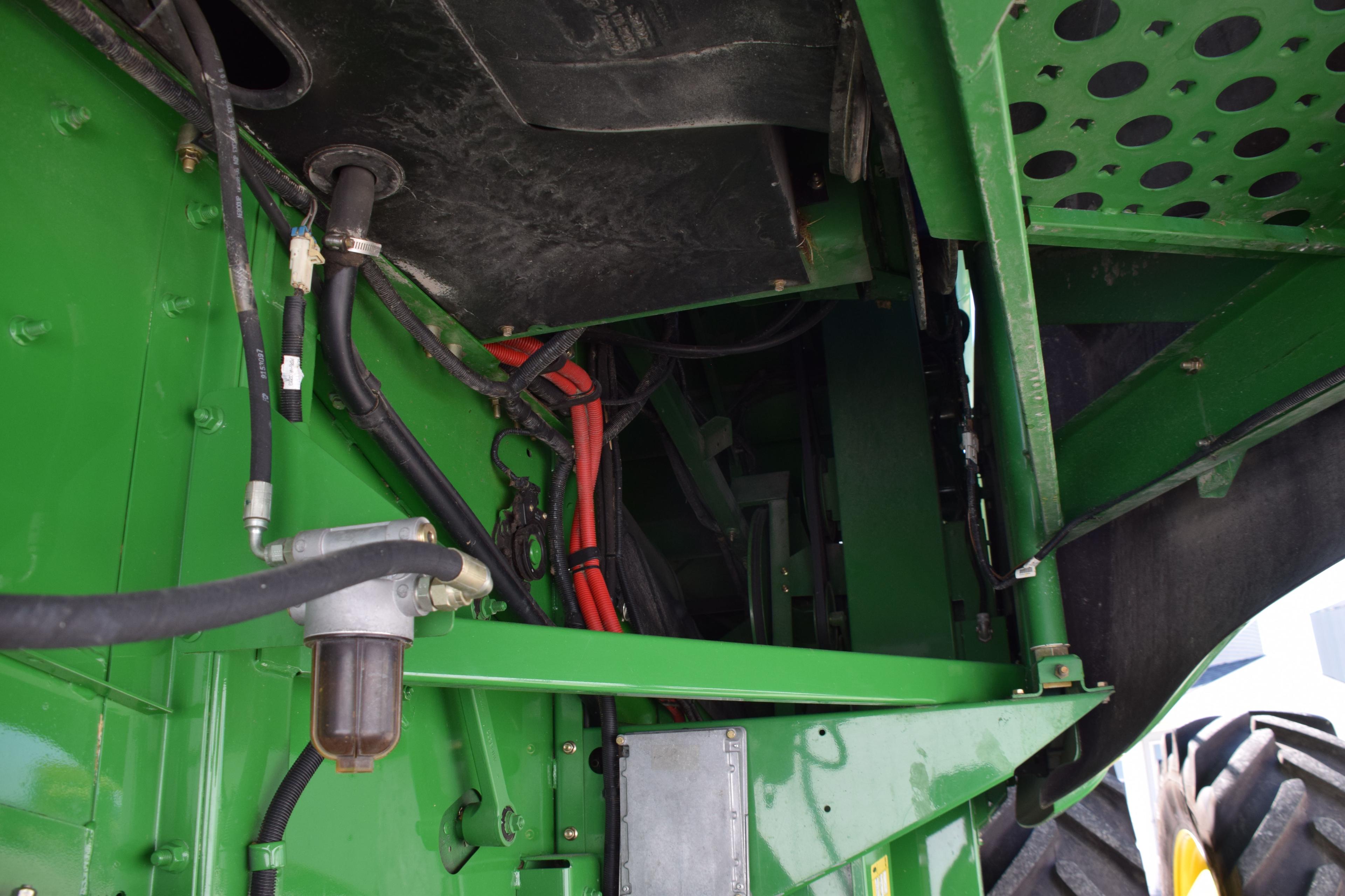 JD 9660STS Combine