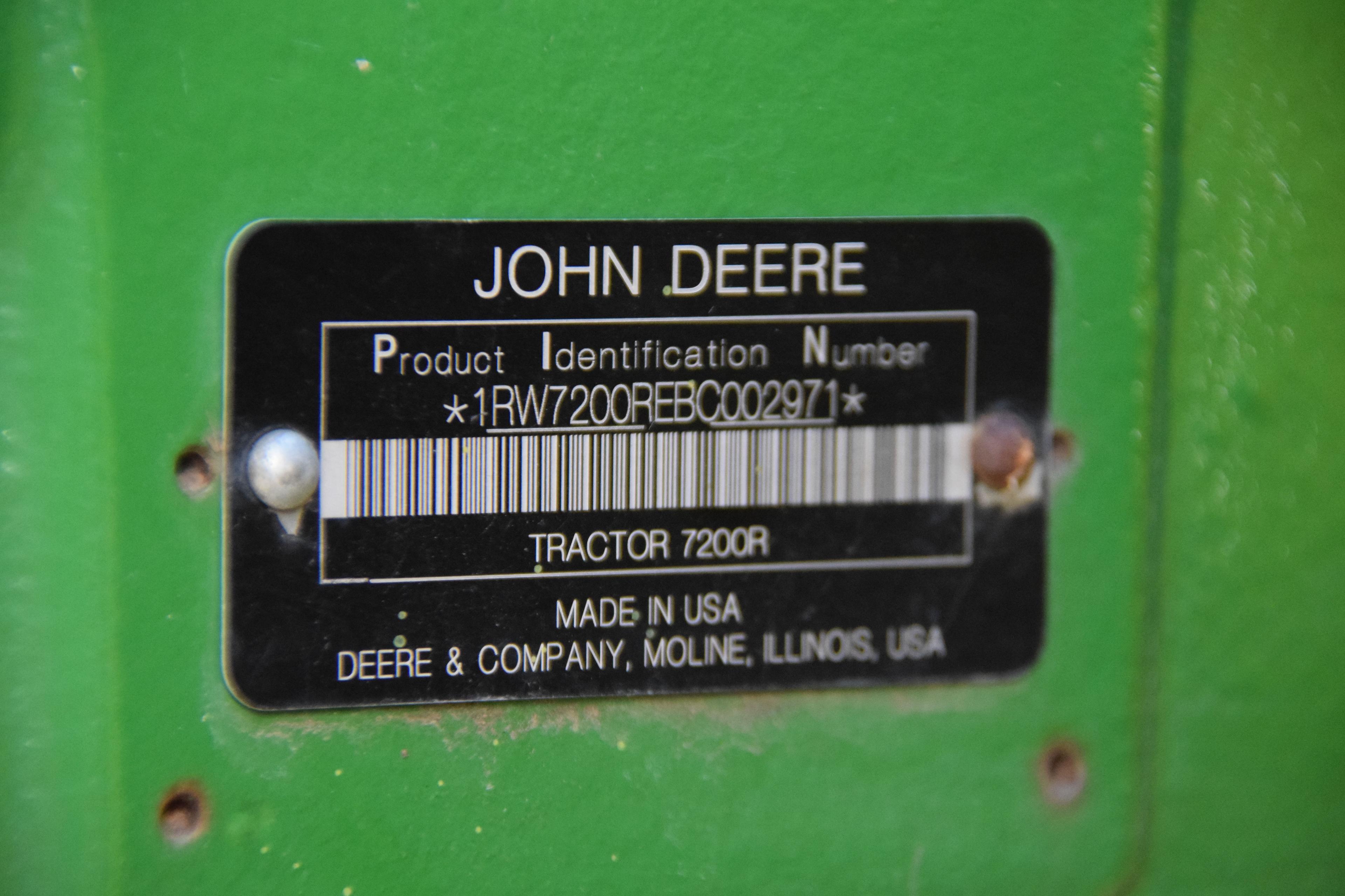 JD 7200R MFWD Tractor