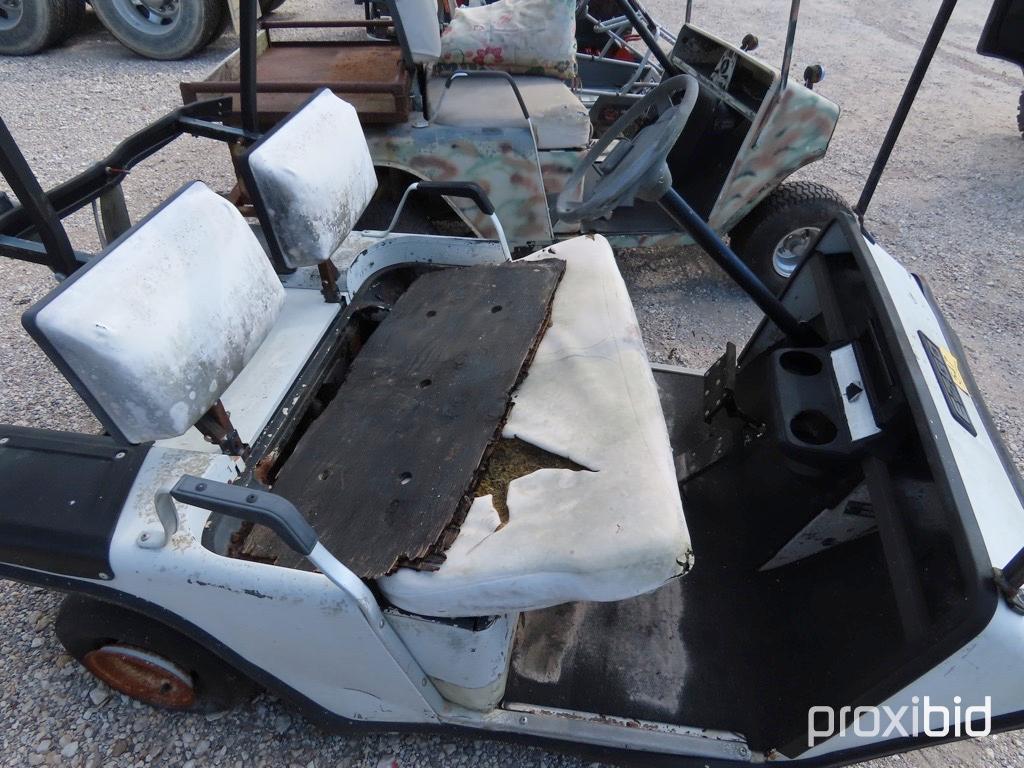 3 WHEEL EZ GO GOLF CART (SALVAGE) SERIAL # 7845865