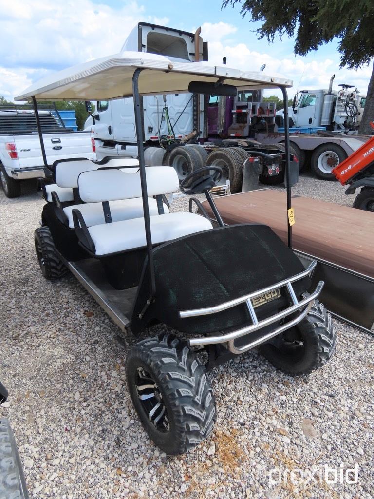 EZ GO GOLF CART 6 SEATER SERIAL # 1572446