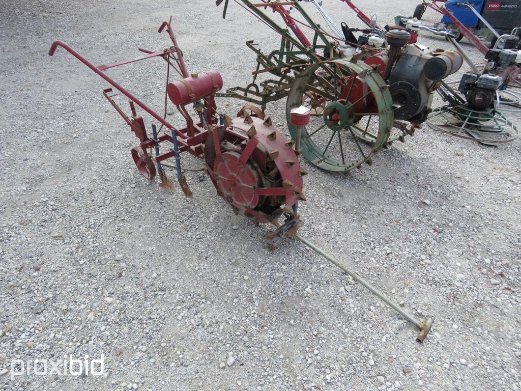 ANTIQUE GARDEN PLOW