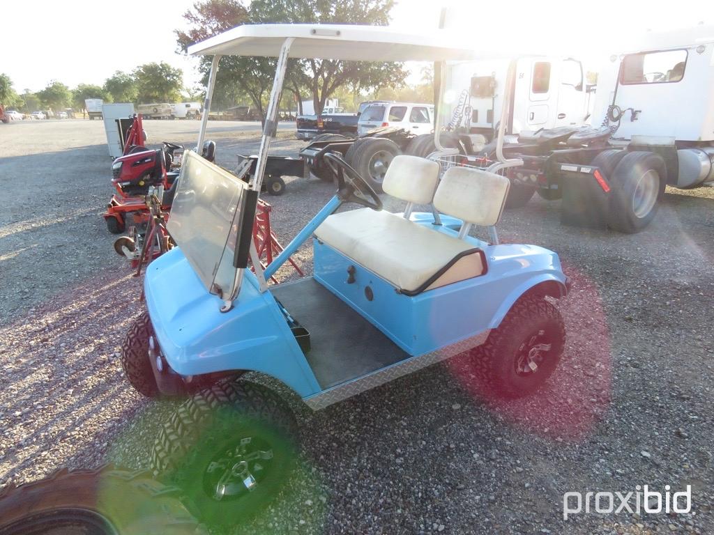 CLUB CAR GOLF CART SERIAL # A9134257192  W/ 2 CHARGERS