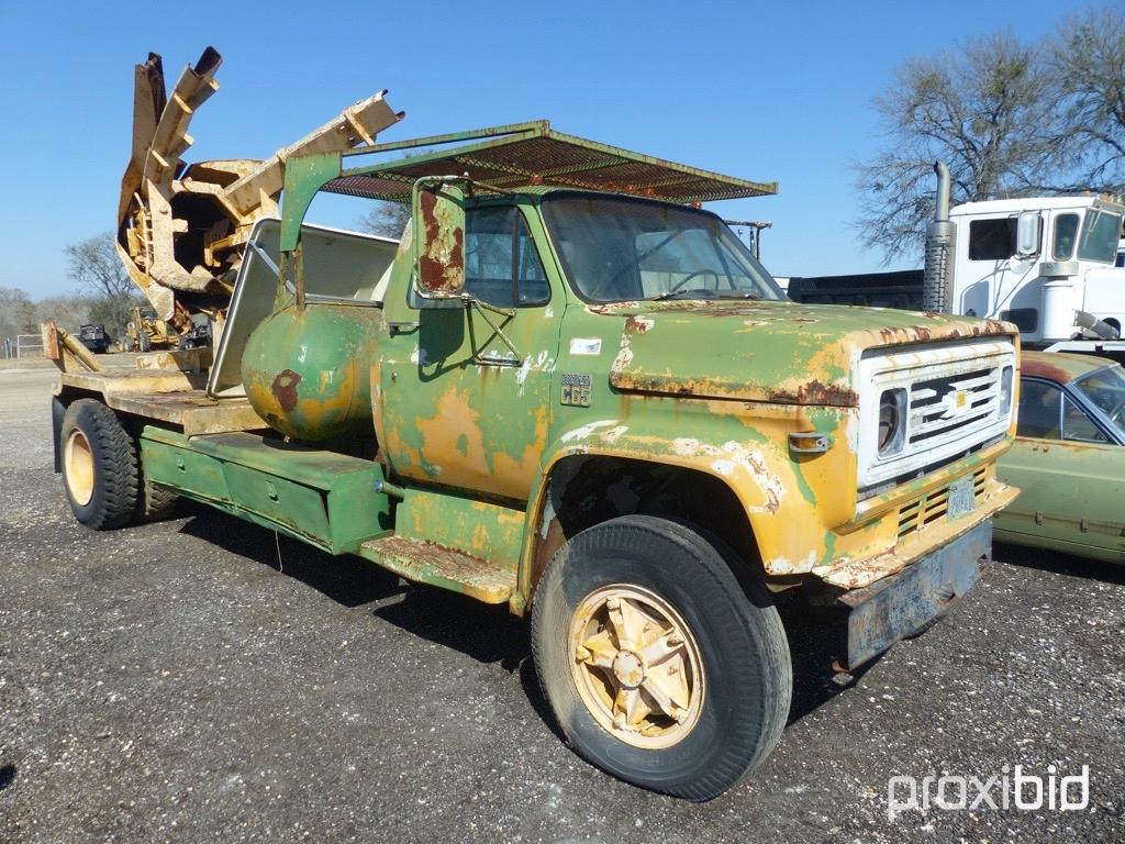 1976 CHEVROLET C65 TRUCK W/ BIG JOHN MODEL 50 TREE TRANSPLANTER (VIN # CCE666V140279)