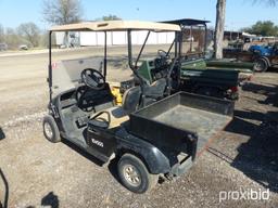 EZ GO GOLF CART (ELECTRIC) W/ CHARGER (SERIAL # 2695316)