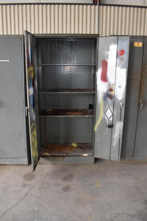 METAL CABINET (NOTE: ITEMS TO BE PAID FOR AND PICKED UP SATURDAY JUNE 25, 2