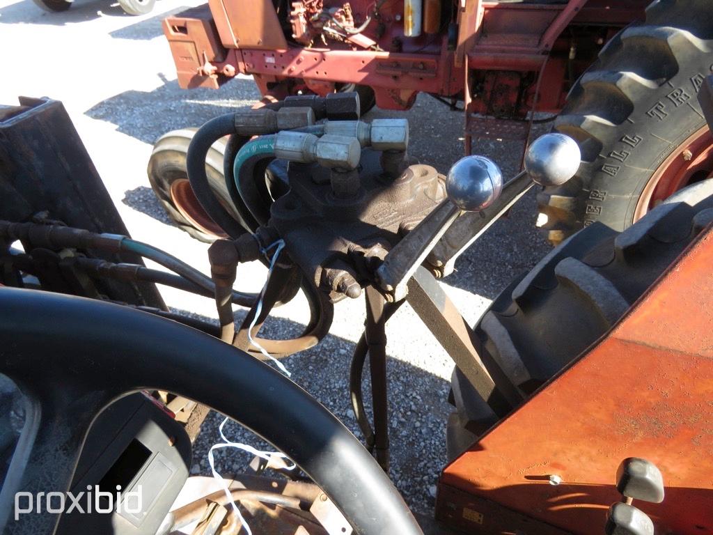 MF 390 TRACTOR W/ WESTENDORF LOADER BUCKET & HAY SPEAR (SHOWING APPX 5, 257 HOURS,UP TO BUYER TO DO